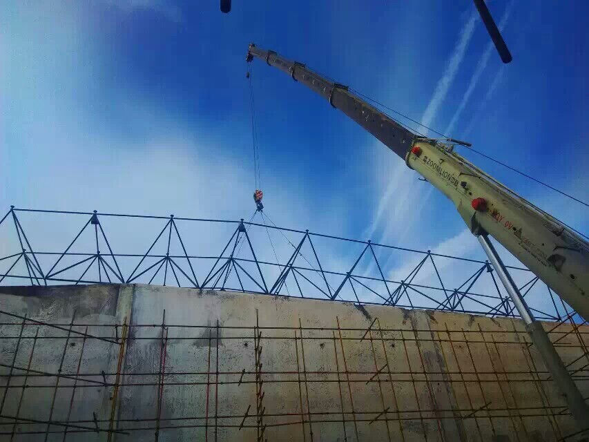 松江大跨度空间结构优选网架结构
